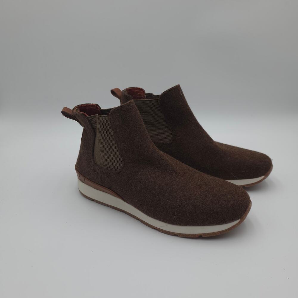 b.o.c. Women's Kara Wool Chelsea Boots in Brown Size 9